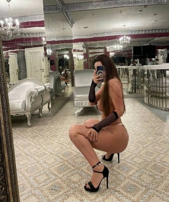 Анкета проститутки Карина - Фото, г. Холмовка, 26 лет, №919